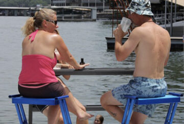SWIM UP BAR